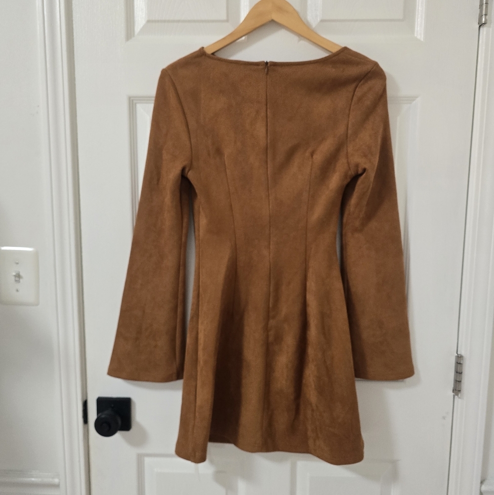 Commense Faux Suede Caramel Bell Sleeve Mini Dress New Size S - Picture 5 of 5